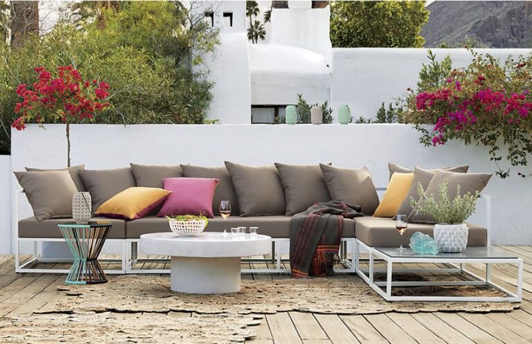 Best Outdoor Living Furniture 2025: Stylish, Durable & Functional Picks for Your Home